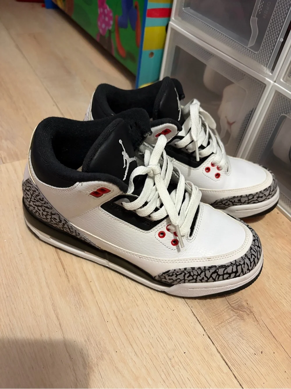 Jordan Kids White Black and Red Retro Elephant-Print Sneakers